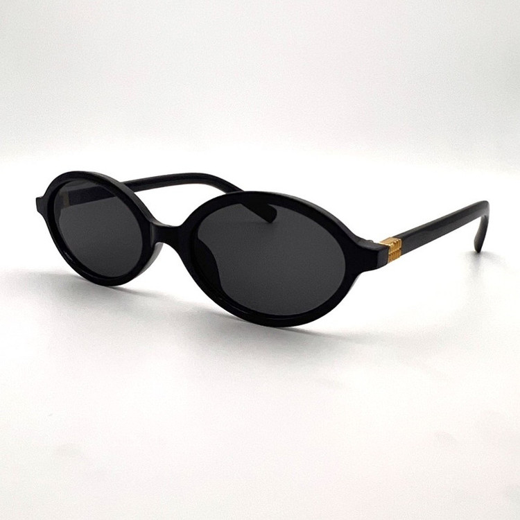 عینک آفتابی زنانه و مردانه بیضی UV 400 مدل M111
