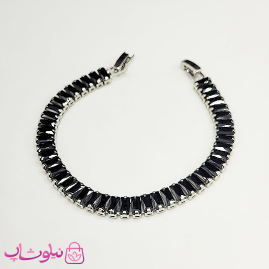 دستبند تنیسی زنانه نقره ای رنگ با نگین باگتی مشکی کد 450