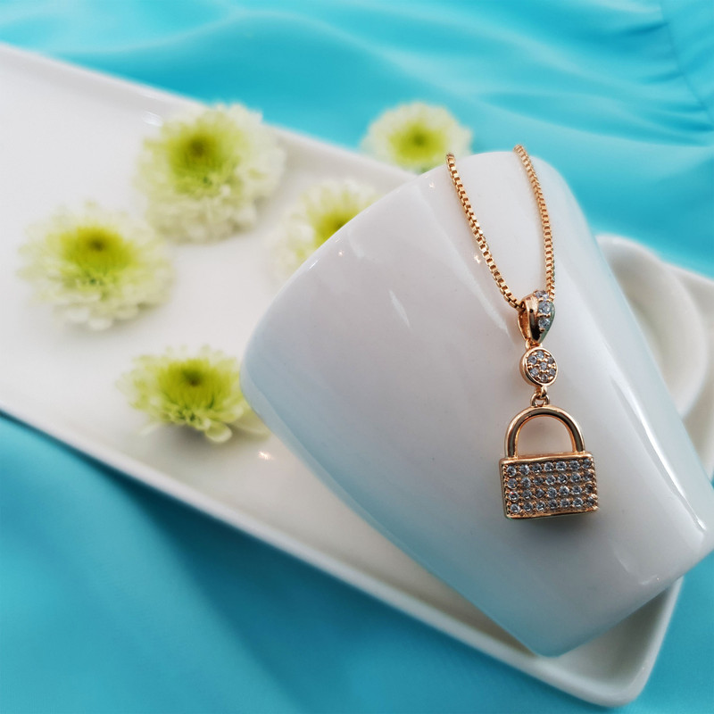 گردنبند زنانه ژوپینگ مدل قفل کد AAB4
